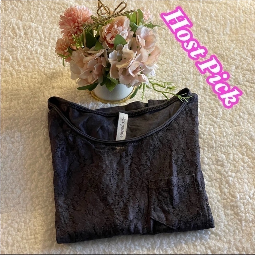 ✅HOST Pick✅ Aeropostale Top, Small